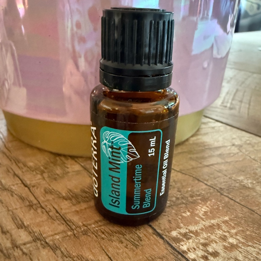Island Mint Essential Oil Blend - 15 mL